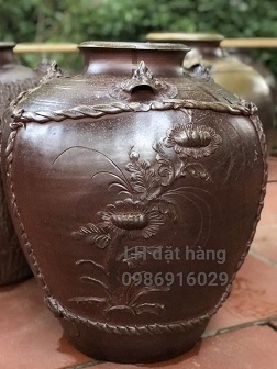 Ruou ngon chum sành 